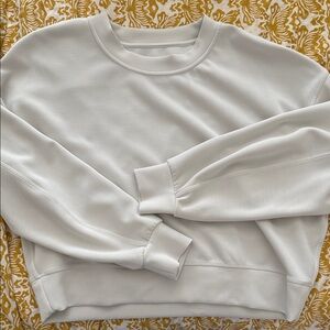 Lululemon Athletica Cream Sweatshirt